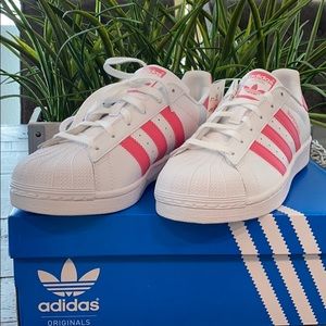 Adidas Superstar J